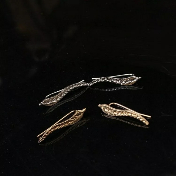 2/$29 Silver Leaf Earrings - Picture 2 of 2
